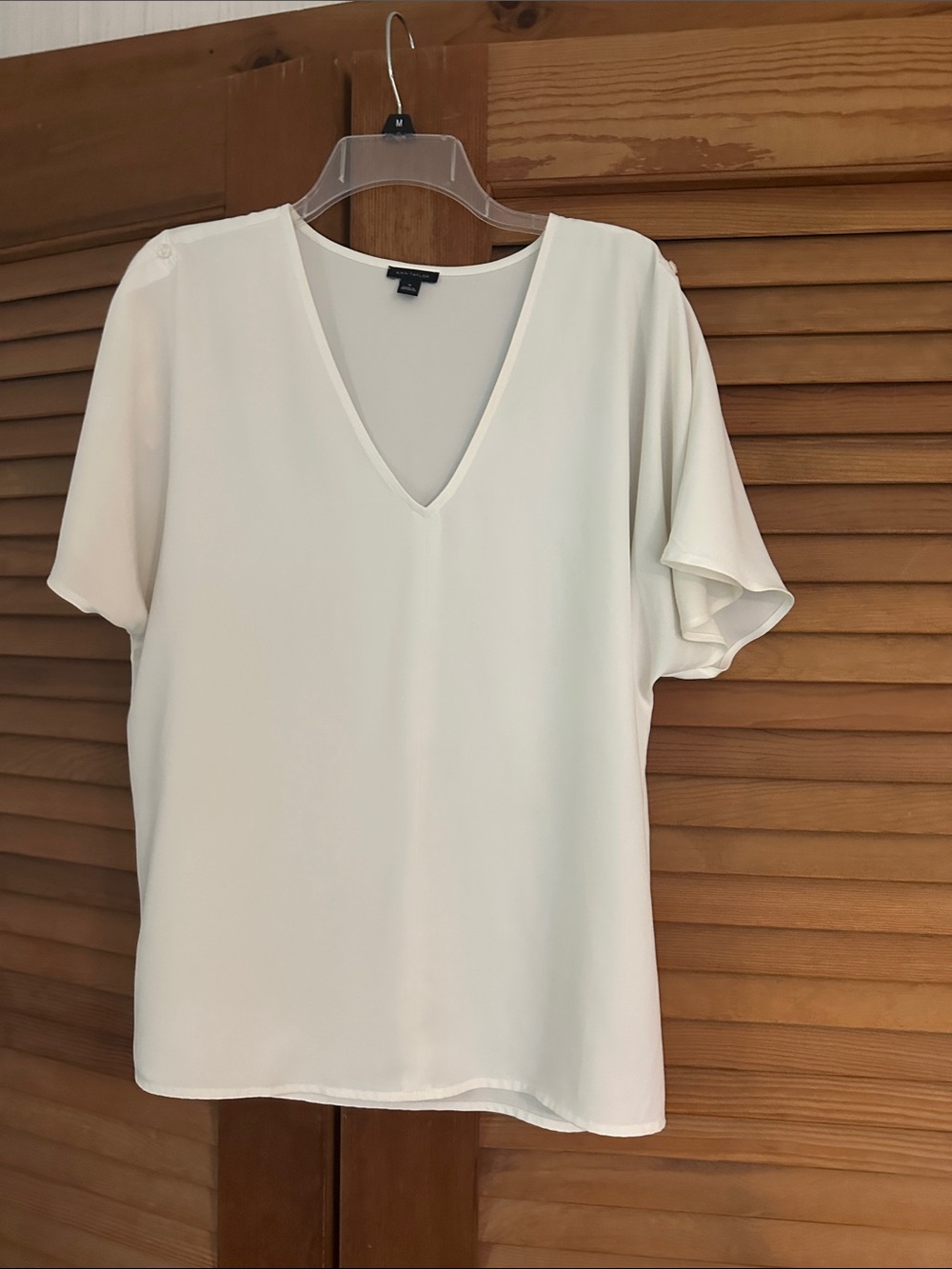Ann Taylor Ivory V-Neck Flutter Sleeve Blouse